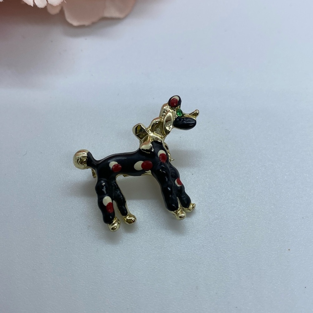 Vintage Black Enamel Poodle Pin with Green Rhinestone Eye
